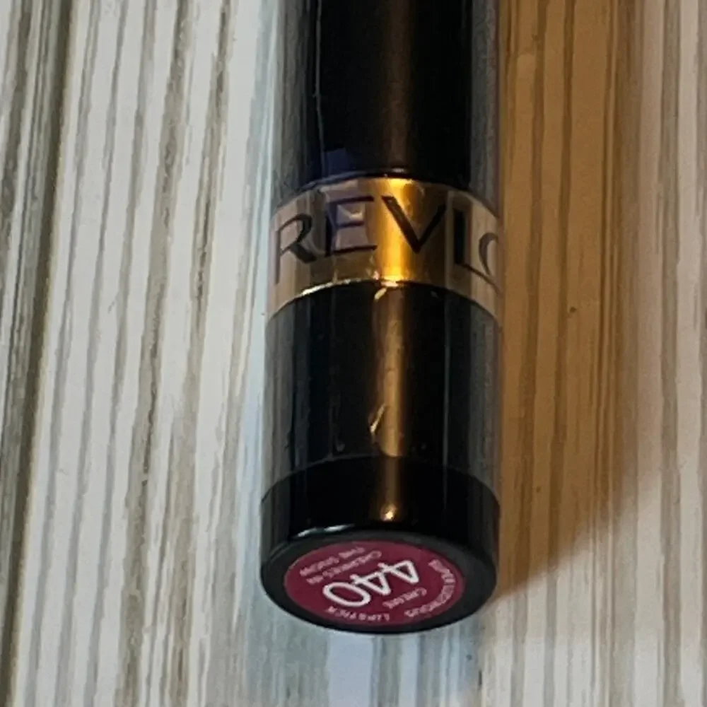 Revlon Super Lustrous Creme Cherries In the Snow 440